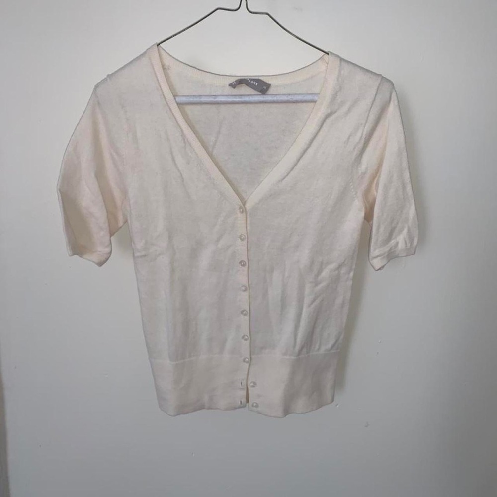 Everlane v neck Cream Short Sleeve Cardigan